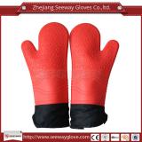 SeeWay F200 High quality kitchen oven grill use heat resistant red silicon barbeque gloves